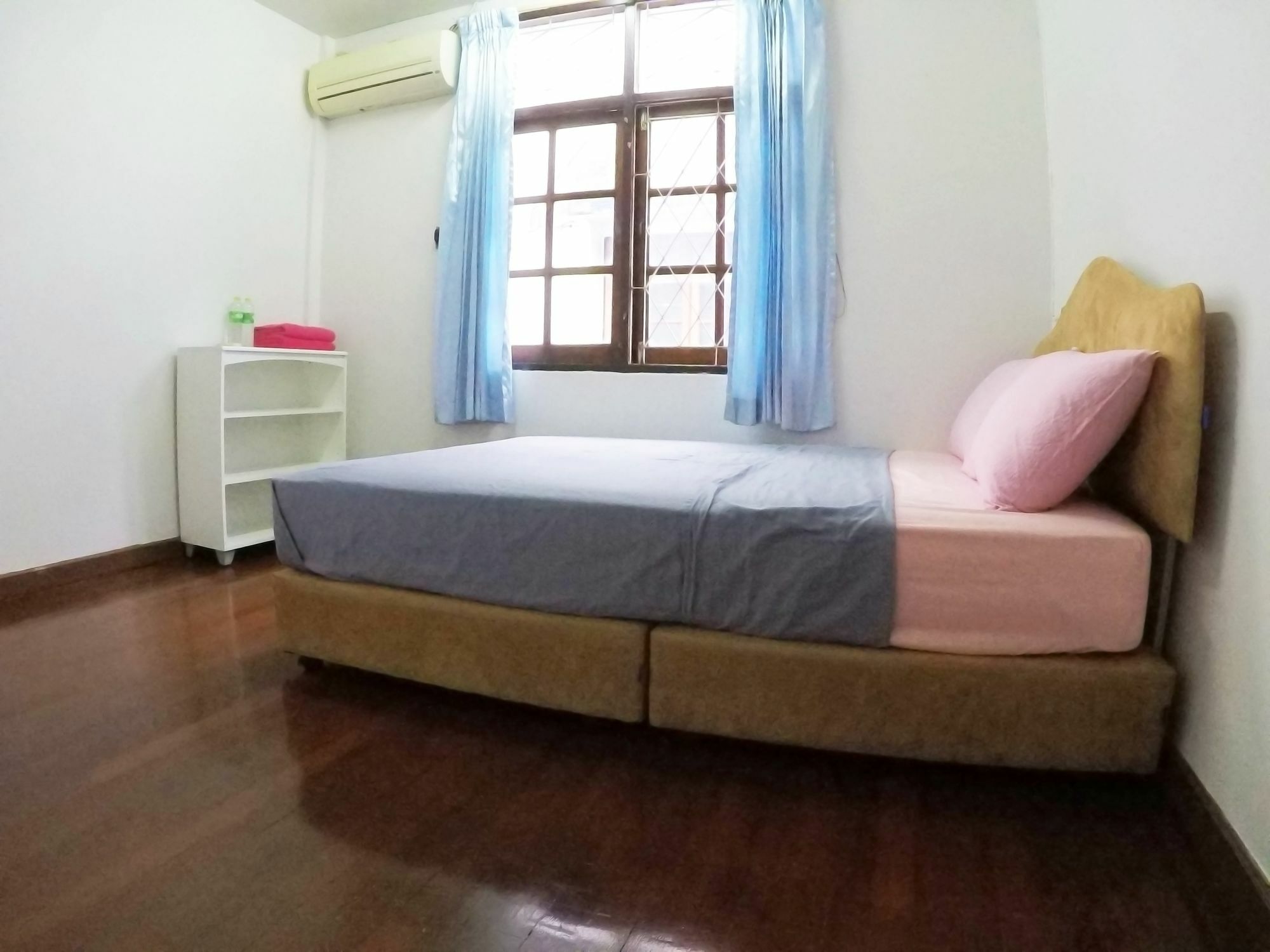 Hotel Sira'S House Bangkok Esterno foto