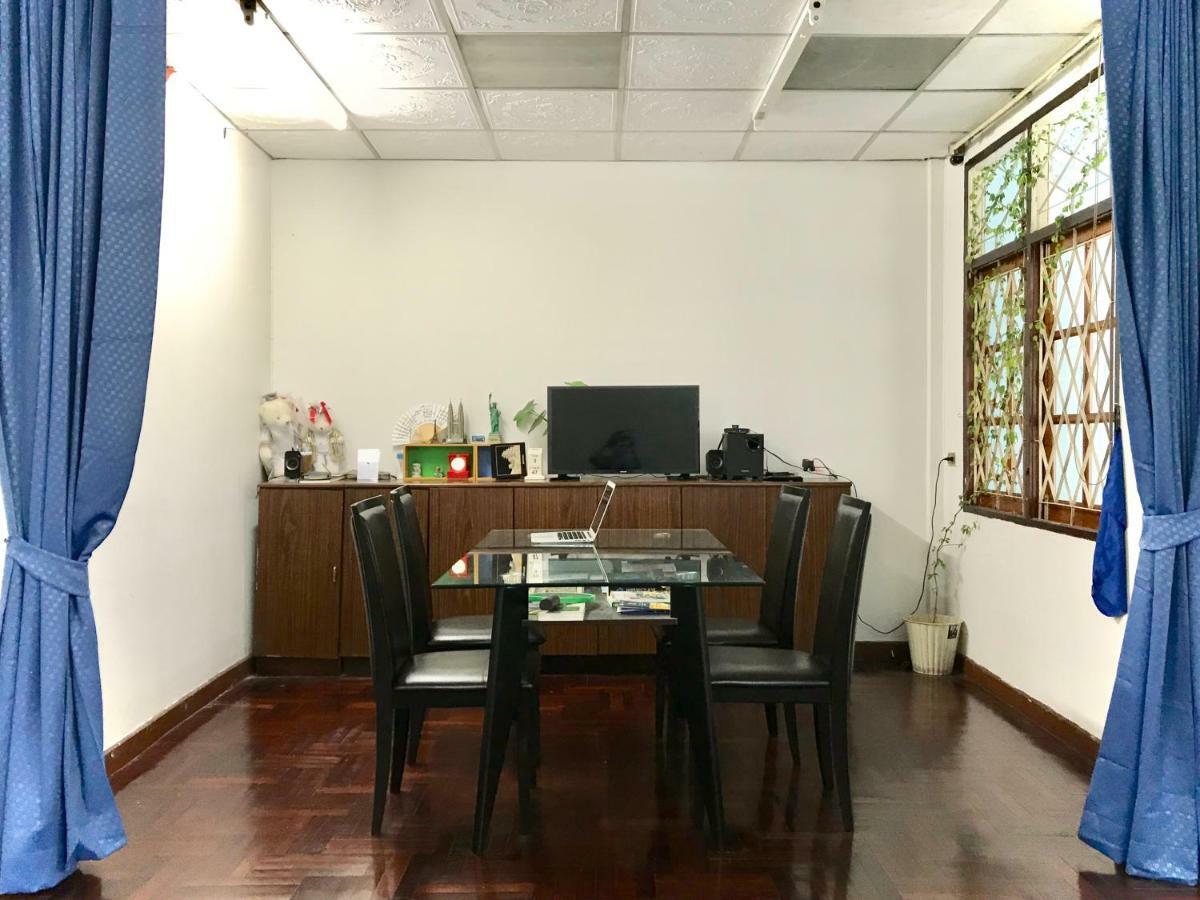 Hotel Sira'S House Bangkok Esterno foto